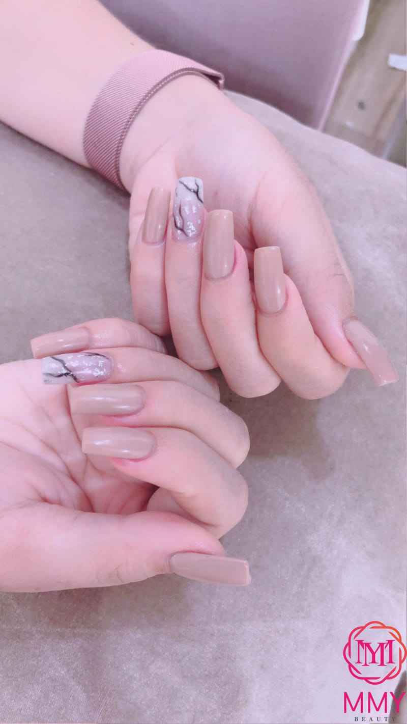 MMY - Nail & Lashes
