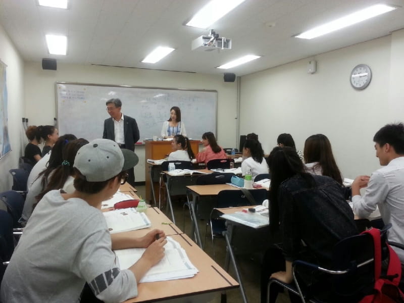 Một phần lớp học của Trung tâm tiếng Hàn Namseoul